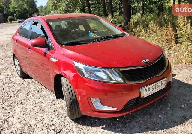 Красный Киа Рио, объемом двигателя 1.6 л и пробегом 112 тыс. км за 9000 $, фото 1 на Automoto.ua