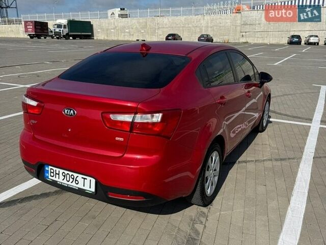 Красный Киа Рио, объемом двигателя 1.59 л и пробегом 223 тыс. км за 5999 $, фото 3 на Automoto.ua