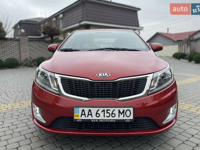 Красный Киа Рио, объемом двигателя 1.59 л и пробегом 113 тыс. км за 9700 $, фото 2 на Automoto.ua