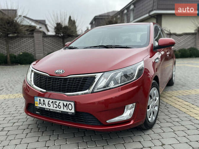 Красный Киа Рио, объемом двигателя 1.59 л и пробегом 113 тыс. км за 9700 $, фото 1 на Automoto.ua