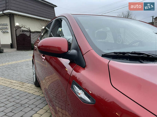 Красный Киа Рио, объемом двигателя 1.6 л и пробегом 113 тыс. км за 9300 $, фото 19 на Automoto.ua