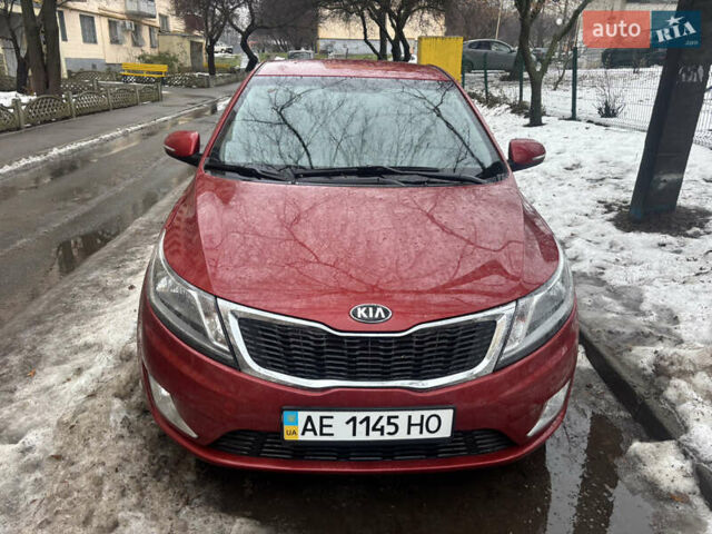 Красный Киа Рио, объемом двигателя 1.59 л и пробегом 35 тыс. км за 9950 $, фото 4 на Automoto.ua