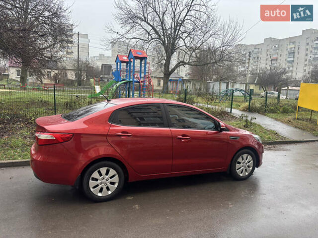 Красный Киа Рио, объемом двигателя 1.59 л и пробегом 35 тыс. км за 10800 $, фото 14 на Automoto.ua
