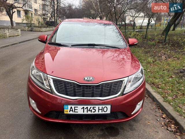 Красный Киа Рио, объемом двигателя 1.59 л и пробегом 35 тыс. км за 10800 $, фото 4 на Automoto.ua