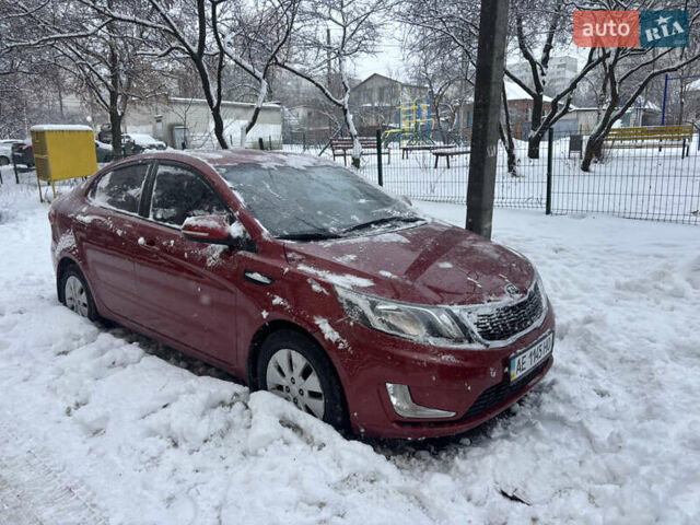 Красный Киа Рио, объемом двигателя 1.59 л и пробегом 35 тыс. км за 9999 $, фото 5 на Automoto.ua