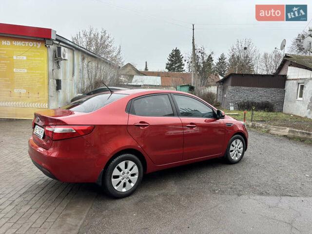 Красный Киа Рио, объемом двигателя 1.59 л и пробегом 35 тыс. км за 9999 $, фото 11 на Automoto.ua