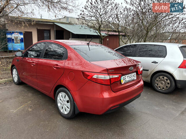 Красный Киа Рио, объемом двигателя 1.59 л и пробегом 35 тыс. км за 9970 $, фото 5 на Automoto.ua