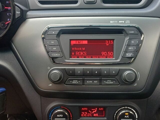 Червоний Кіа Ріо, об'ємом двигуна 1.59 л та пробігом 2 тис. км за 11600 $, фото 1 на Automoto.ua