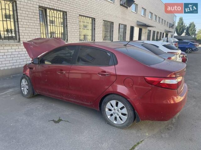 Красный Киа Рио, объемом двигателя 1.59 л и пробегом 30 тыс. км за 4500 $, фото 3 на Automoto.ua