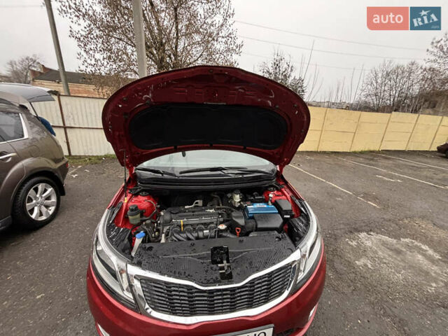 Красный Киа Рио, объемом двигателя 1.59 л и пробегом 35 тыс. км за 9999 $, фото 24 на Automoto.ua