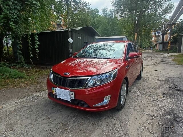 Червоний Кіа Ріо, об'ємом двигуна 1.59 л та пробігом 2 тис. км за 11600 $, фото 7 на Automoto.ua