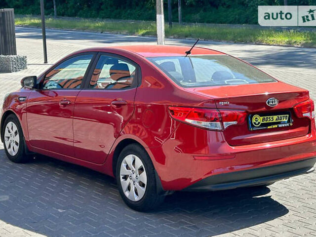 Червоний Кіа Ріо, об'ємом двигуна 1.4 л та пробігом 35 тис. км за 12800 $, фото 3 на Automoto.ua