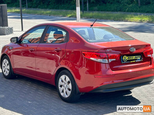 Красный Киа Рио, объемом двигателя 1.4 л и пробегом 35 тыс. км за 12800 $, фото 3 на Automoto.ua