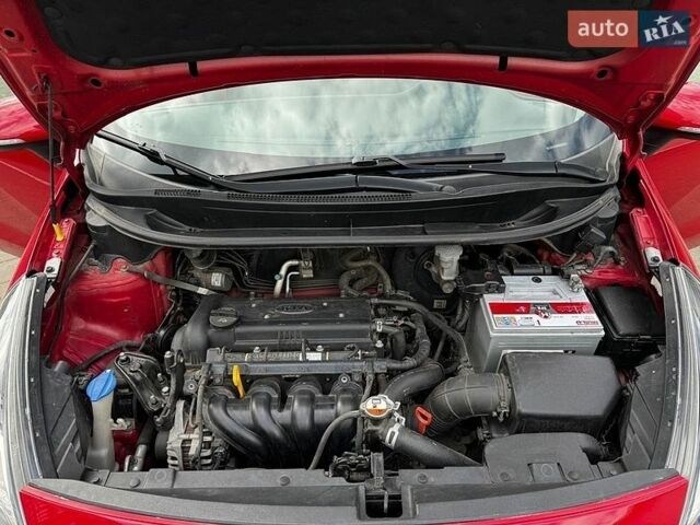 Красный Киа Рио, объемом двигателя 1.4 л и пробегом 84 тыс. км за 12900 $, фото 19 на Automoto.ua