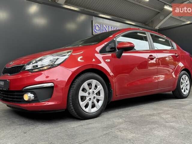 Красный Киа Рио, объемом двигателя 1.4 л и пробегом 75 тыс. км за 12000 $, фото 6 на Automoto.ua