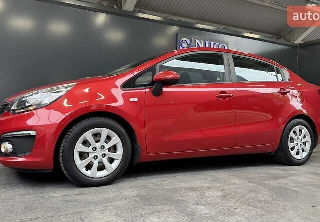 Красный Киа Рио, объемом двигателя 1.4 л и пробегом 75 тыс. км за 12000 $, фото 8 на Automoto.ua