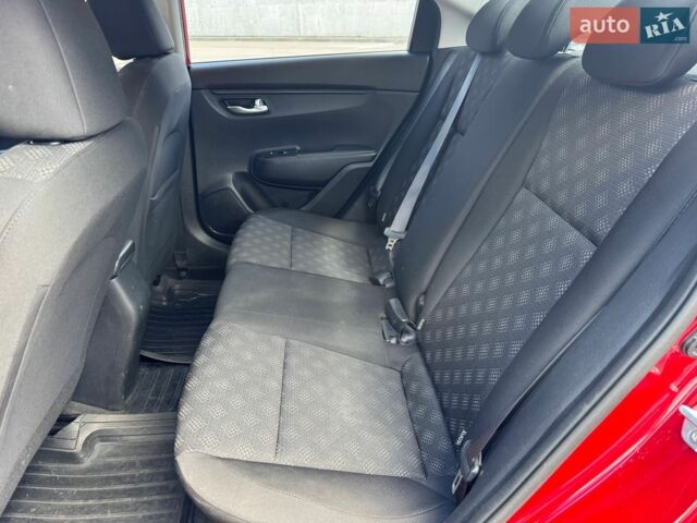 Красный Киа Рио, объемом двигателя 1.59 л и пробегом 73 тыс. км за 14299 $, фото 25 на Automoto.ua