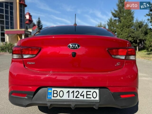 Красный Киа Рио, объемом двигателя 1.59 л и пробегом 150 тыс. км за 10495 $, фото 53 на Automoto.ua