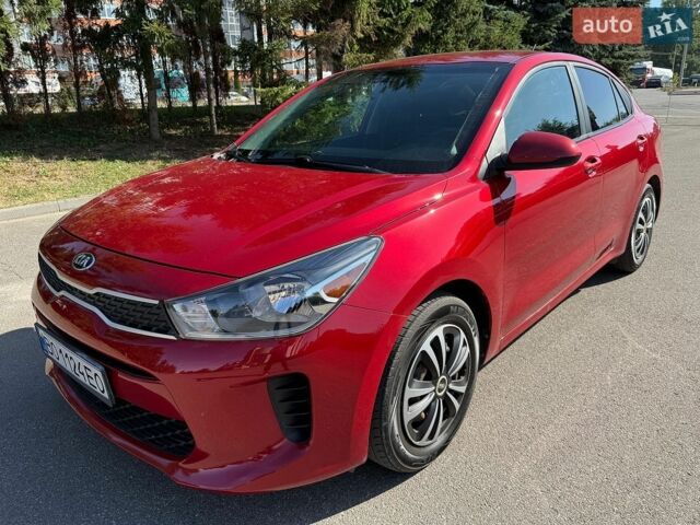 Красный Киа Рио, объемом двигателя 1.59 л и пробегом 150 тыс. км за 10495 $, фото 72 на Automoto.ua