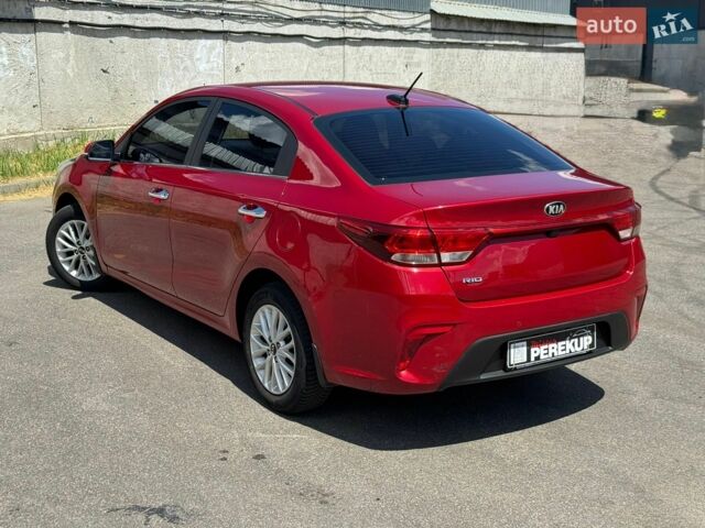 Красный Киа Рио, объемом двигателя 1.59 л и пробегом 73 тыс. км за 14299 $, фото 3 на Automoto.ua