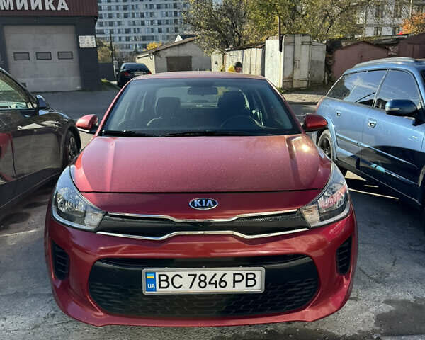 Красный Киа Рио, объемом двигателя 1.59 л и пробегом 100 тыс. км за 10500 $, фото 1 на Automoto.ua