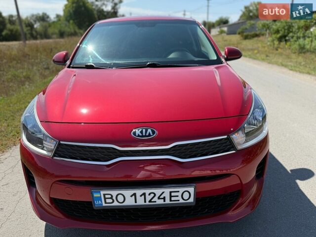 Красный Киа Рио, объемом двигателя 1.59 л и пробегом 150 тыс. км за 10495 $, фото 16 на Automoto.ua