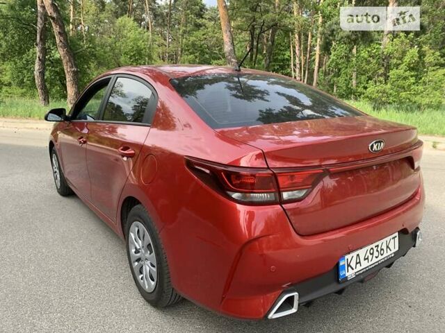 Красный Киа Рио, объемом двигателя 1.37 л и пробегом 51 тыс. км за 14777 $, фото 1 на Automoto.ua