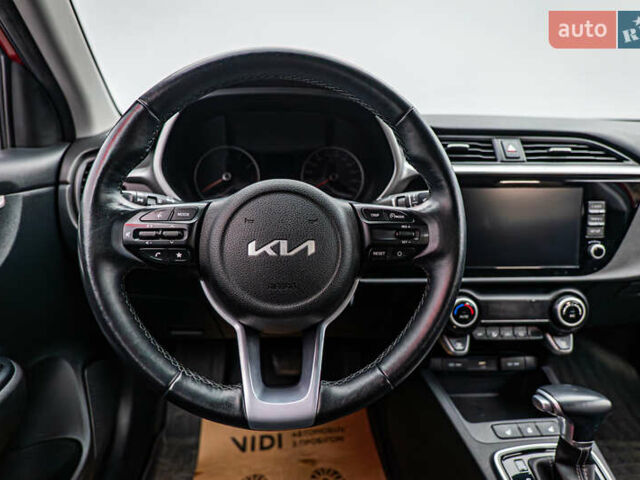 Червоний Кіа Ріо, об'ємом двигуна 1.6 л та пробігом 56 тис. км за 15556 $, фото 12 на Automoto.ua
