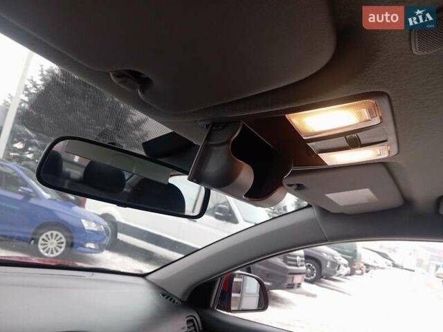 Червоний Кіа Ріо, об'ємом двигуна 1.59 л та пробігом 49 тис. км за 15750 $, фото 20 на Automoto.ua