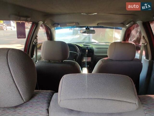 Красный Киа Рио, объемом двигателя 1.5 л и пробегом 185 тыс. км за 3500 $, фото 51 на Automoto.ua