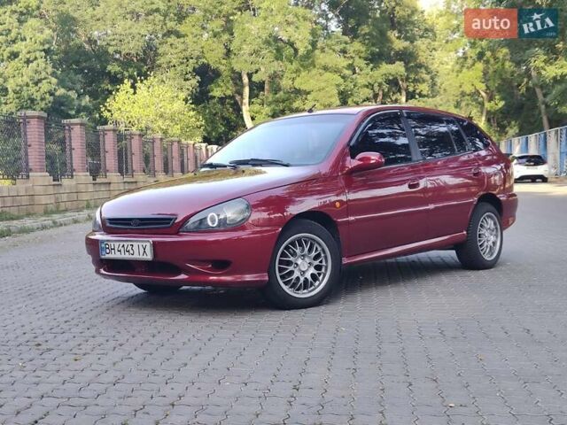 Красный Киа Рио, объемом двигателя 1.5 л и пробегом 185 тыс. км за 3500 $, фото 3 на Automoto.ua