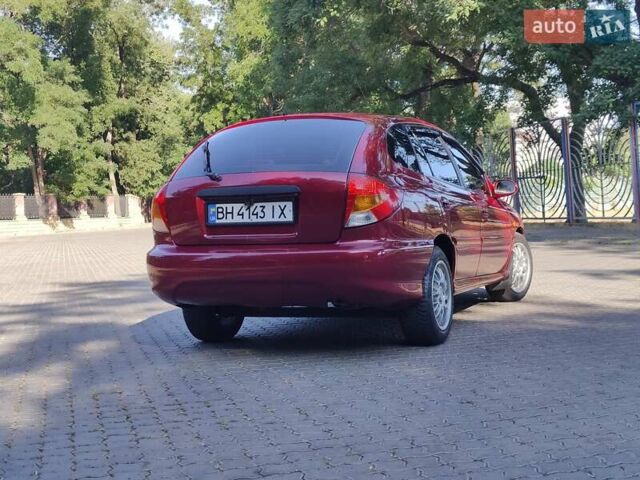 Красный Киа Рио, объемом двигателя 1.5 л и пробегом 185 тыс. км за 3500 $, фото 33 на Automoto.ua