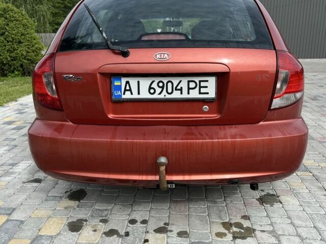 Червоний Кіа Ріо, об'ємом двигуна 1.5 л та пробігом 380 тис. км за 2000 $, фото 4 на Automoto.ua