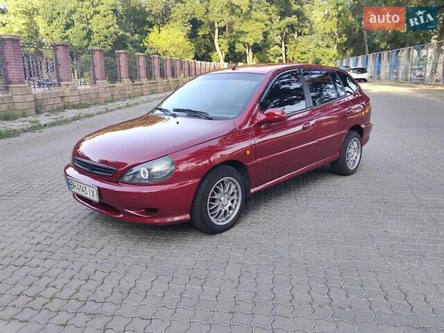 Красный Киа Рио, объемом двигателя 1.5 л и пробегом 185 тыс. км за 3500 $, фото 4 на Automoto.ua