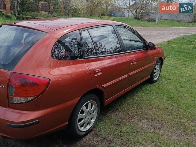 Красный Киа Рио, объемом двигателя 1.5 л и пробегом 276 тыс. км за 2900 $, фото 9 на Automoto.ua