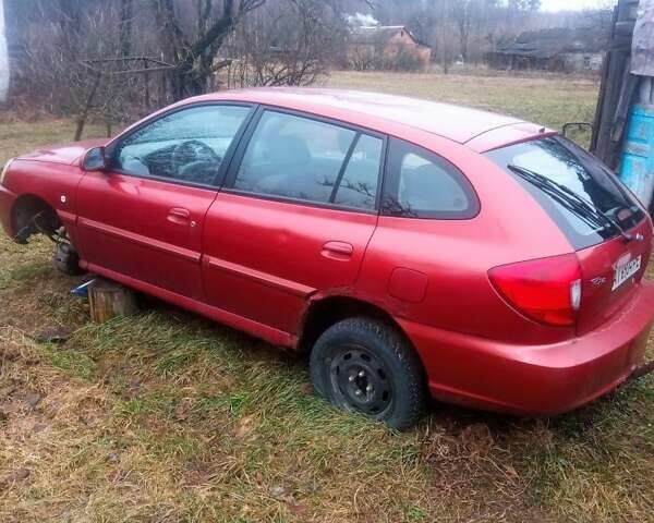 Червоний Кіа Ріо, об'ємом двигуна 1.5 л та пробігом 300 тис. км за 1501 $, фото 4 на Automoto.ua