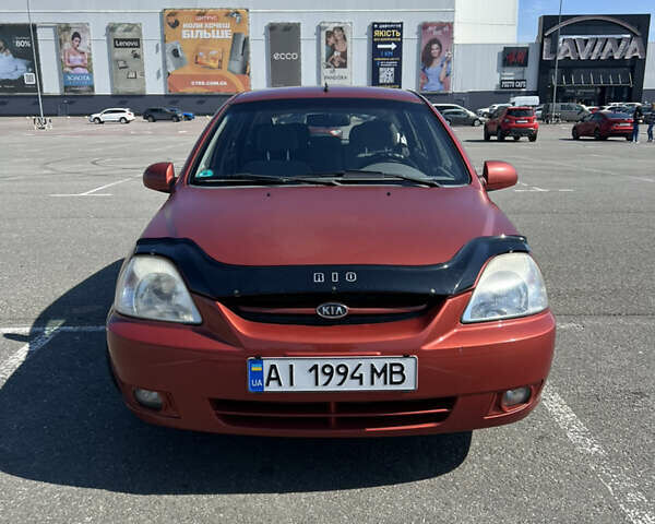 Красный Киа Рио, объемом двигателя 1.5 л и пробегом 196 тыс. км за 3199 $, фото 1 на Automoto.ua