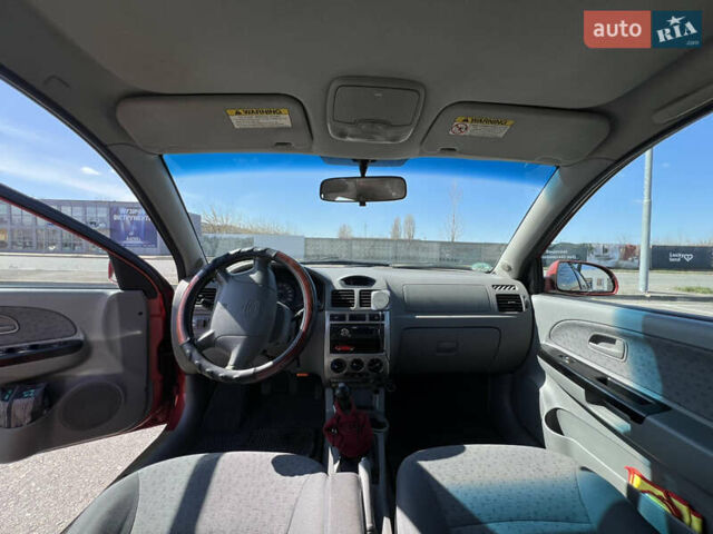 Красный Киа Рио, объемом двигателя 1.5 л и пробегом 196 тыс. км за 3199 $, фото 14 на Automoto.ua
