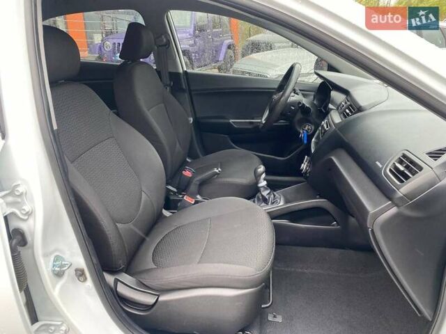 Киа Рио, объемом двигателя 14 л и пробегом 132 тыс. км за 7600 $, фото 17 на Automoto.ua