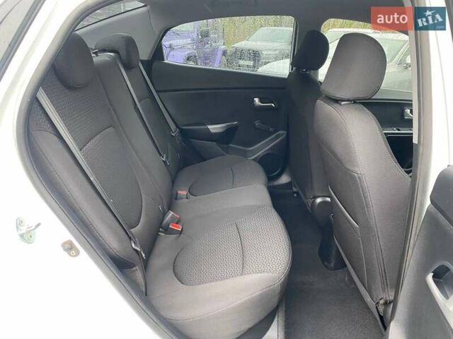 Киа Рио, объемом двигателя 14 л и пробегом 132 тыс. км за 7600 $, фото 16 на Automoto.ua