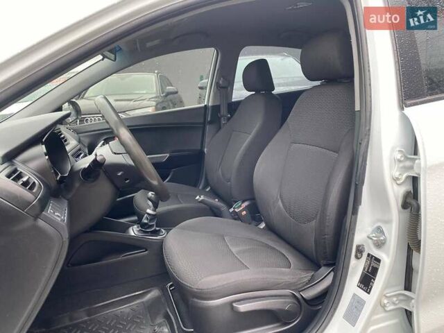 Киа Рио, объемом двигателя 14 л и пробегом 132 тыс. км за 7600 $, фото 14 на Automoto.ua