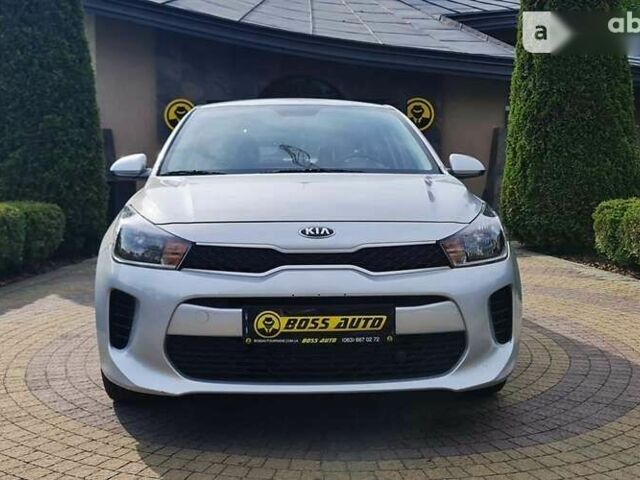 Кіа Ріо, об'ємом двигуна 0 л та пробігом 6 тис. км за 15999 $, фото 7 на Automoto.ua