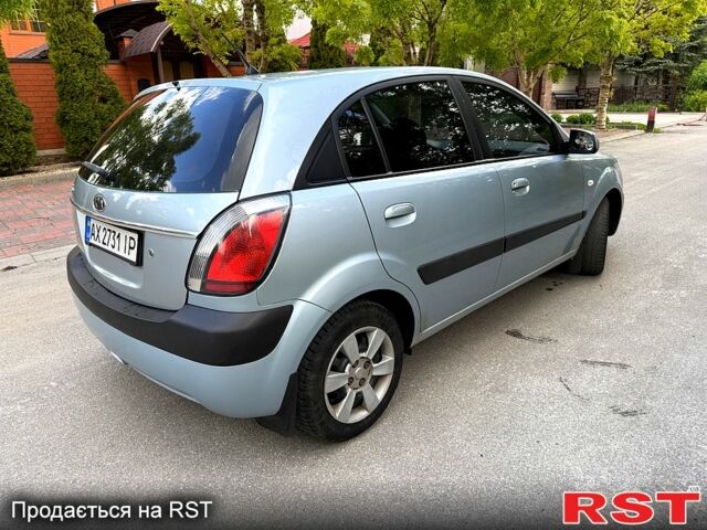 Киа Рио, объемом двигателя 1.4 л и пробегом 230 тыс. км за 4000 $, фото 2 на Automoto.ua