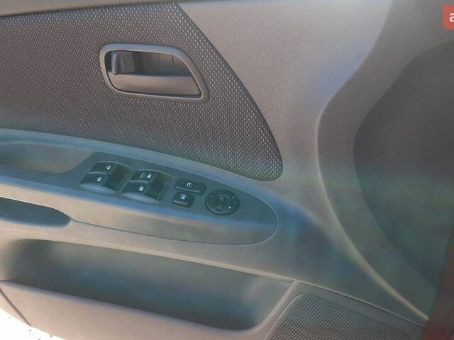 Киа Рио, объемом двигателя 0 л и пробегом 214 тыс. км за 2150 $, фото 5 на Automoto.ua