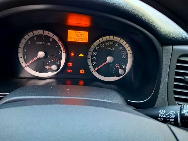 Киа Рио, объемом двигателя 1.4 л и пробегом 183 тыс. км за 4500 $, фото 3 на Automoto.ua