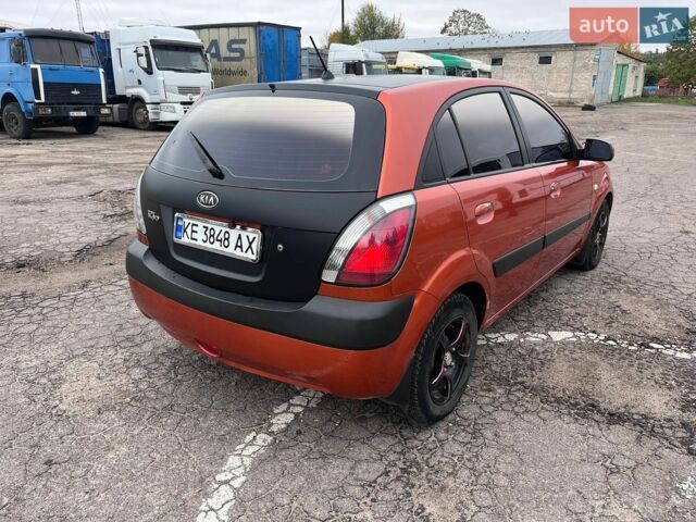 Киа Рио, объемом двигателя 1.4 л и пробегом 330 тыс. км за 4000 $, фото 4 на Automoto.ua