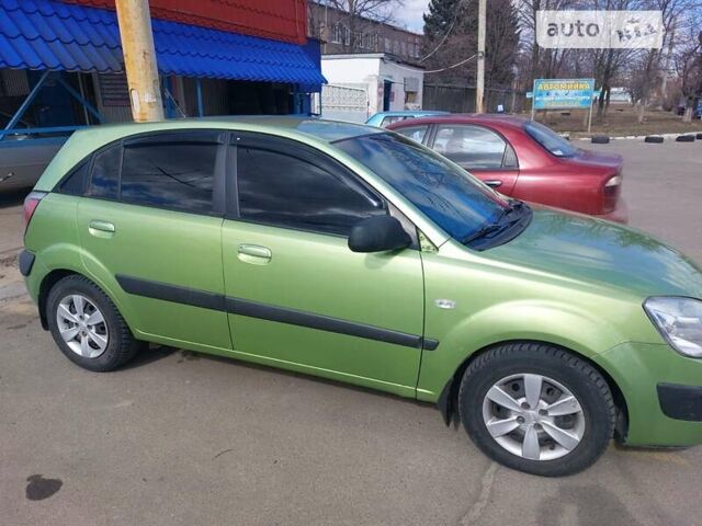 Киа Рио, объемом двигателя 1.4 л и пробегом 172 тыс. км за 5200 $, фото 2 на Automoto.ua