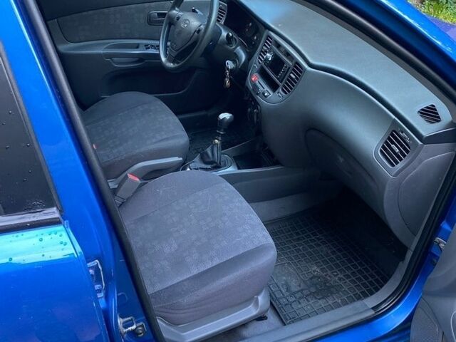 Киа Рио, объемом двигателя 1.4 л и пробегом 165 тыс. км за 3500 $, фото 7 на Automoto.ua