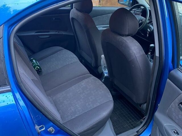 Киа Рио, объемом двигателя 1.4 л и пробегом 165 тыс. км за 3500 $, фото 5 на Automoto.ua
