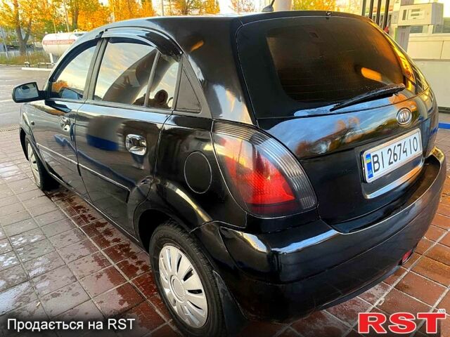 Киа Рио, объемом двигателя 1.4 л и пробегом 160 тыс. км за 3900 $, фото 4 на Automoto.ua
